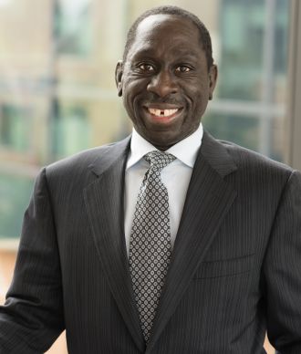 Dr Akin Beckley - Surgeon